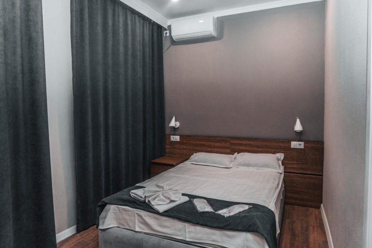 Hotel Жомарт Aqtöbe Esterno foto